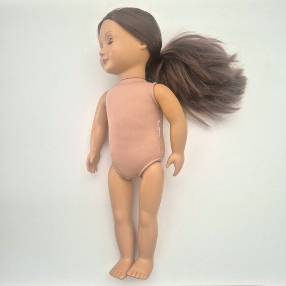 18" Our Generation doll, brunette - Picture 5 of 9
